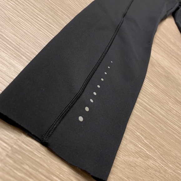 Lululemon Fast & Free 7/8 leggings - Picture 3 of 8